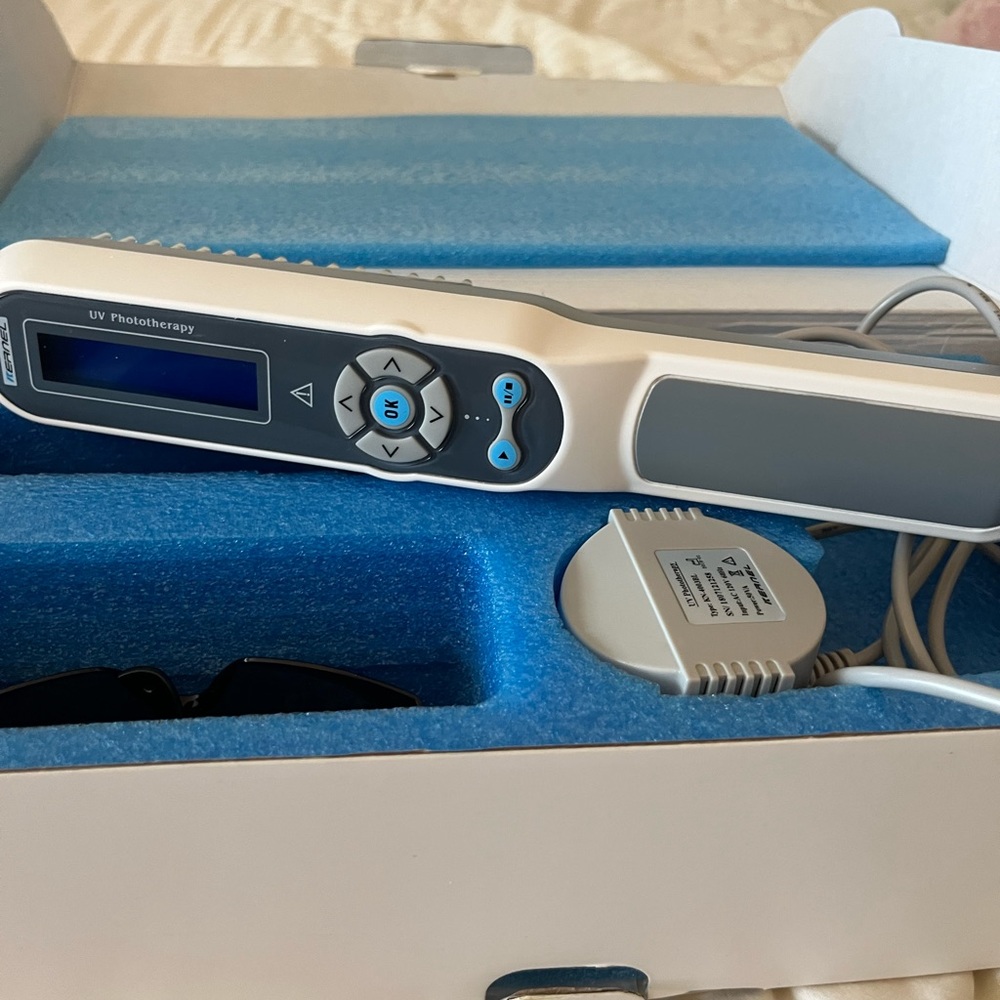 UV light phototherapy - Picture 3 of 6